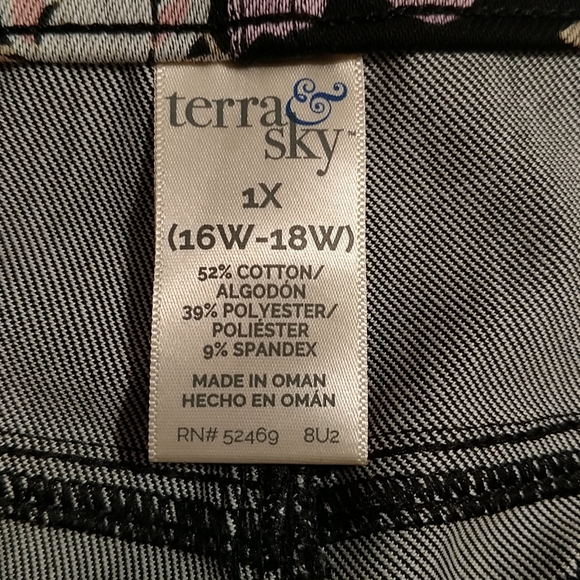 Terra Sky printed black stretch pants Sz 1X - Picture 5 of 6
